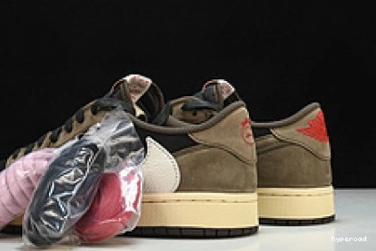 Hyperoad AIR DARK 1 MOCHA LOW JORDAN TRAVIS SCOTT 1017